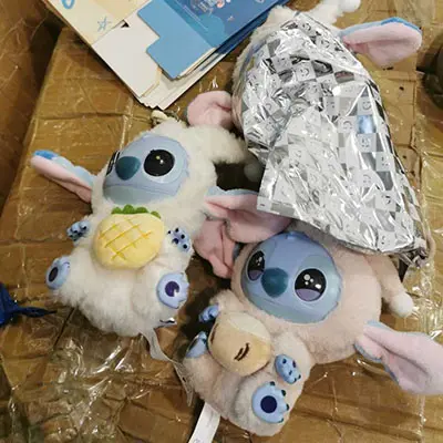 Stitch - Disney Collection - Boite Surprise - Jouet Peluche, photo 4 of 4