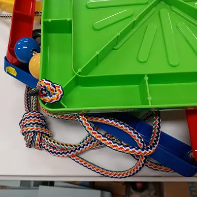 Plastic swing, photo 1 of 4
