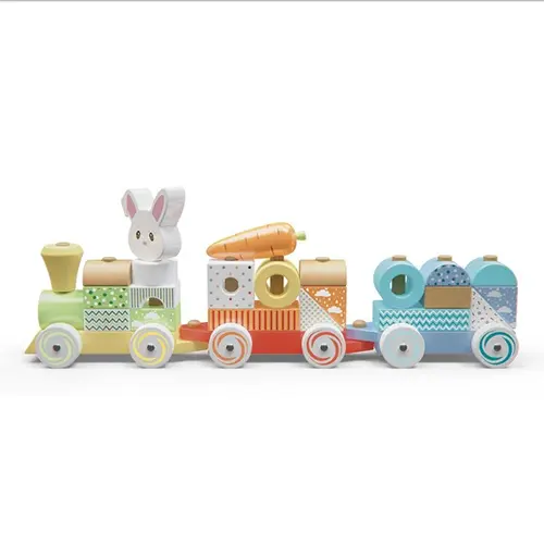 Train en bois lapin