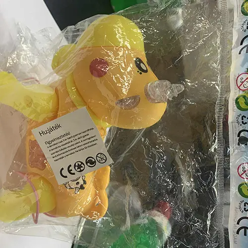 Toys, photo 1 of 2