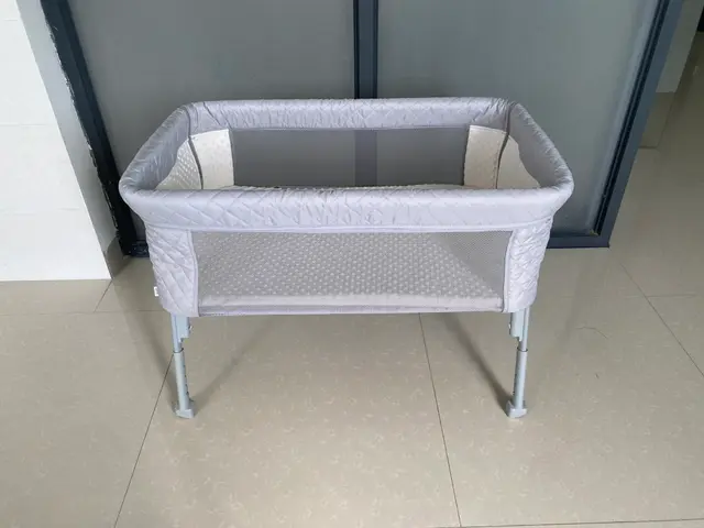 AirClub Convertible Bassinets Recalled Due to Risk of Serious Injury or Death from Fall Hazard; Violates Mandatory Standard for Bedside Sleepers: Recalled AirClub Convertible Bassinet - Rear View, photo 2 of 4