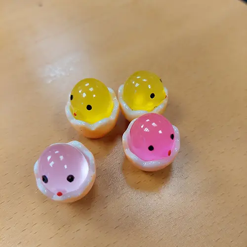 10pcs Eggshell Chicken-Shipped, photo 2 of 2