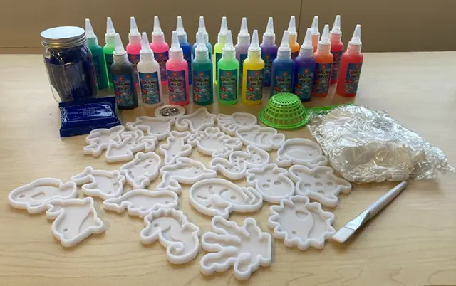Kori Gey Water Toy Kits Recalled Due to Risk of Serious Injury or Death from Battery Ingestion; Violates Mandatory Standard for Toys; Sold on Amazon by Qaniy: Recalled Kori Gey Water Elf Toy Kit Set – contents, photo 3 of 4