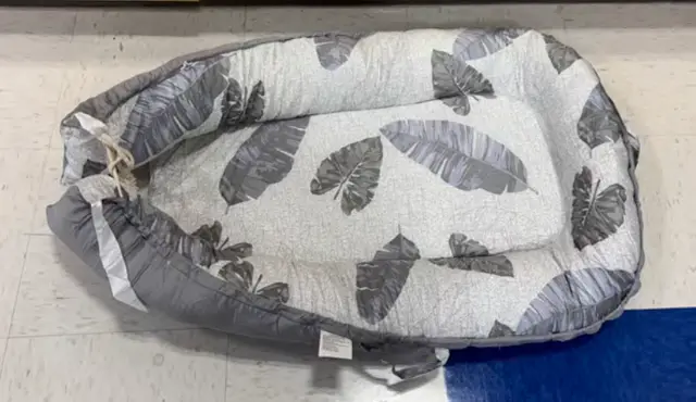 URMYWO Baby Loungers Recalled Due to Risk of Serious Injury or Death from Suffocation and Fall Hazard; Violates Mandatory Standard for Infant Sleep Products; Sold on Amazon by Pomona: Recalled URMYWO Baby Lounger – Grey Feather, photo 1 of 3